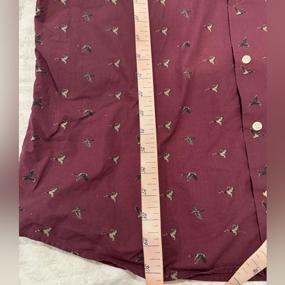 Barbour Men's Burgundy Shirt with all over Bird duck Print cotton tailored fit - Picture 8 of 9